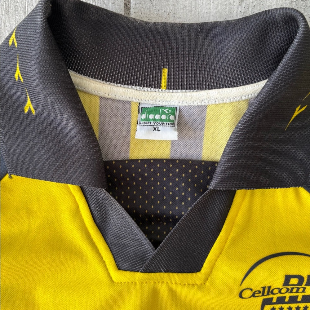 Beitar Jerusalem Home Soccer Jersey (1998-1999) - Picture 3 of 3